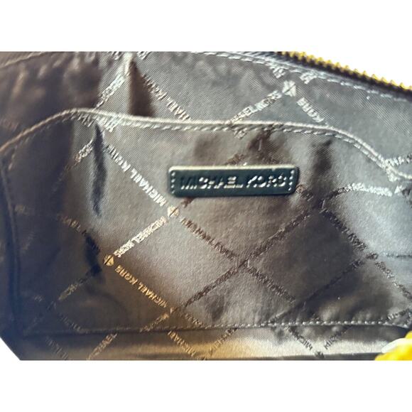 MICHAEL KORS Jet Set Large Leather Clutch Wristlet in Black New w/ Tag MSRP $258 - Picture 9 of 12